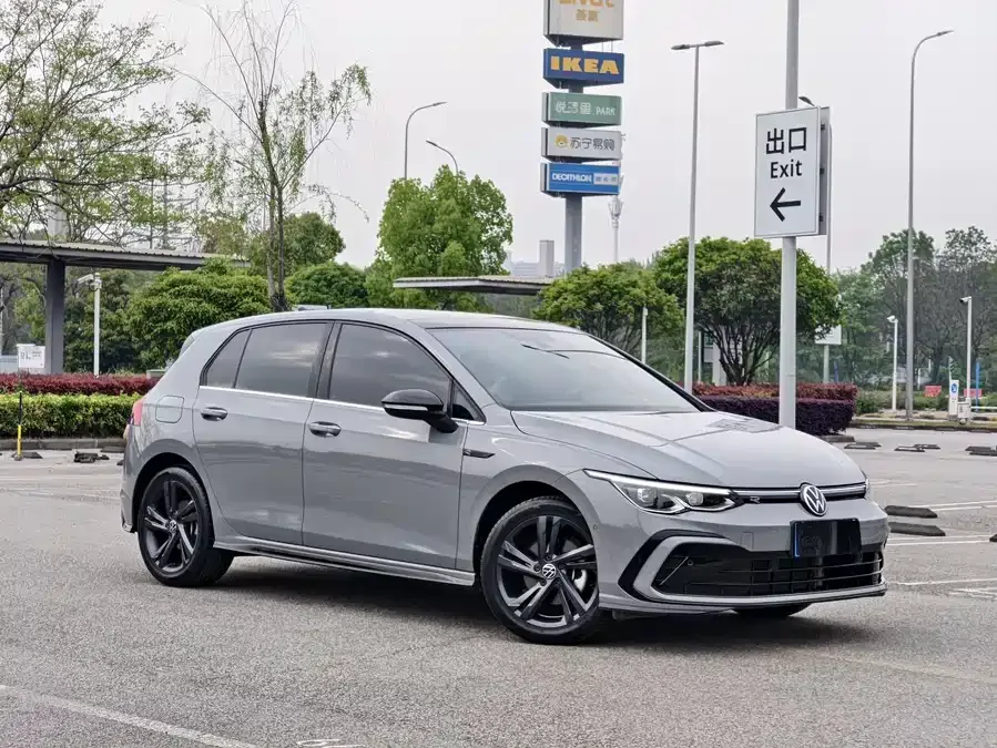 Volkswagen golf Golf 2023 280TSI DSG R-Line Lite 2023 — миниатюра 3