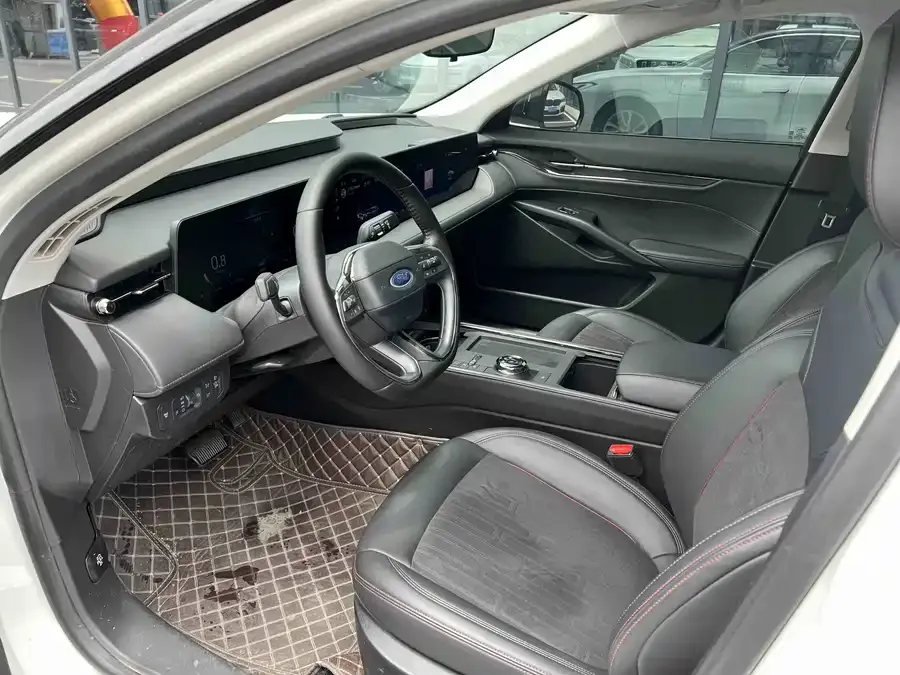 Ford Mondeo 2022 Mondeo EcoBoost 245 Luxury 2023 — миниатюра 3