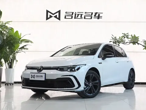 Volkswagen golf 2022 купить в Москве