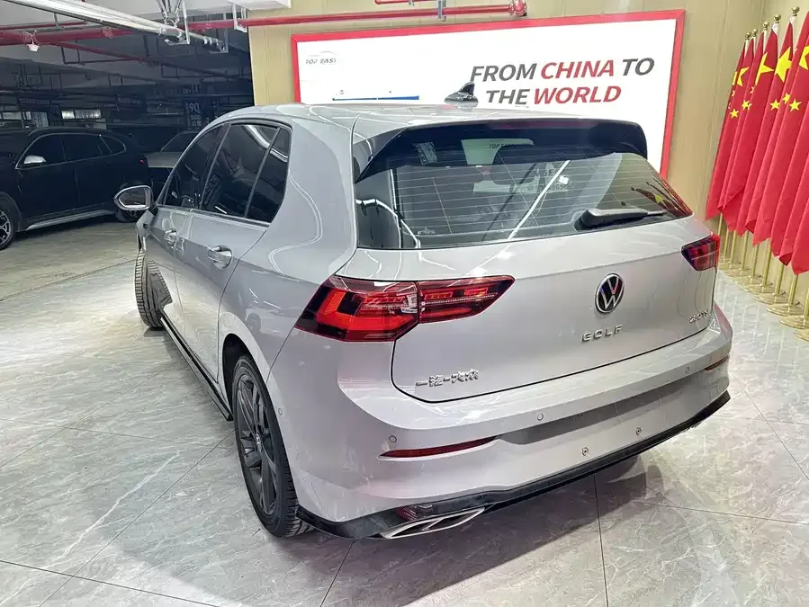 Volkswagen golf Golf 2021 280TSI DSG R-Line 2022 — миниатюра 4