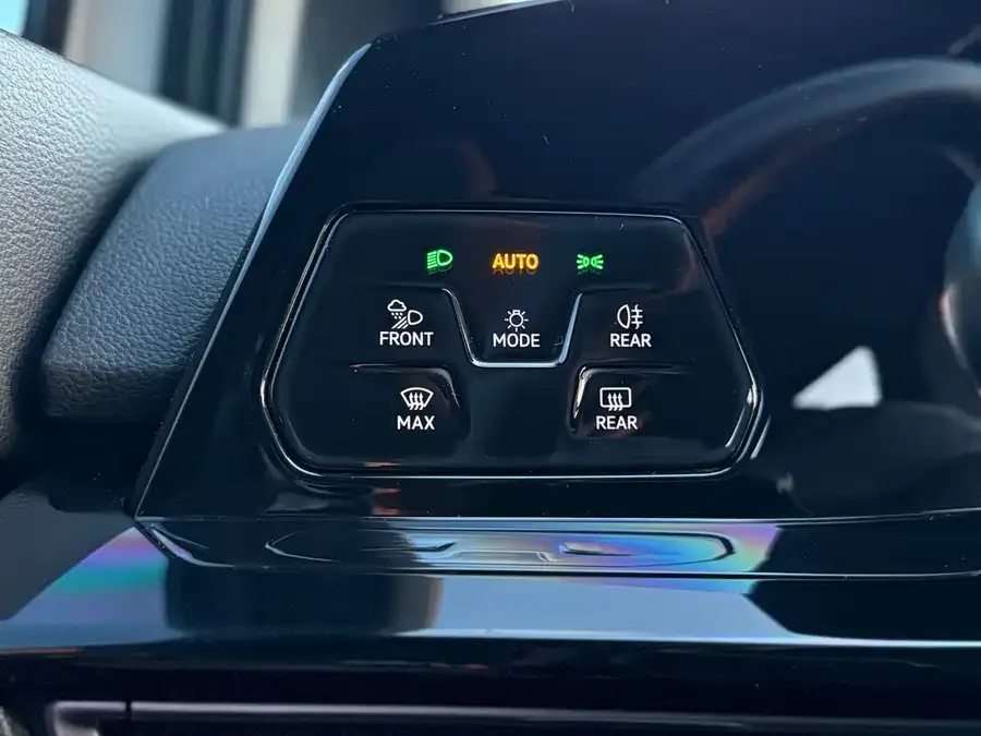 Volkswagen golf Golf 2021 280TSI DSG R-Line 2022 — миниатюра 5