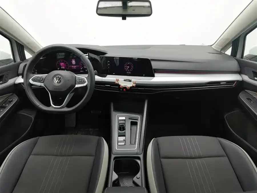 Volkswagen golf Golf 2021 280TSI DSG Pro 2022 — миниатюра 2