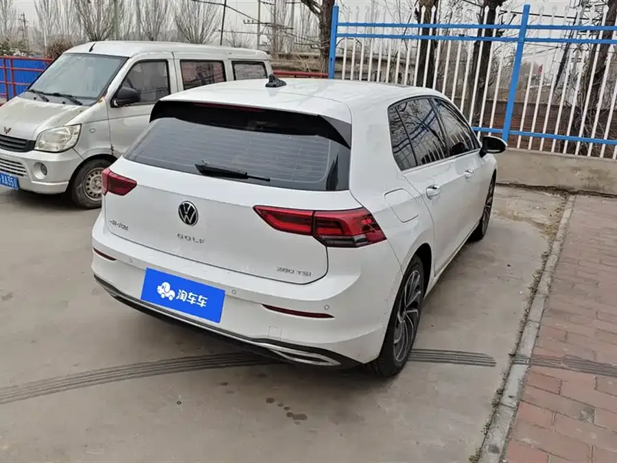 Volkswagen golf Golf 2023 facelift 280TSI DSG Pro 2024 — миниатюра 3
