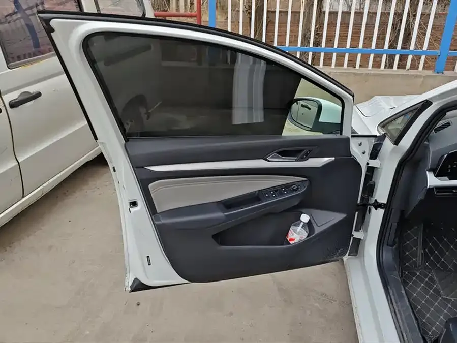 Volkswagen golf Golf 2023 facelift 280TSI DSG Pro 2024 — миниатюра 4
