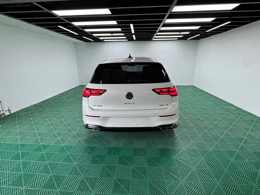 Volkswagen golf Golf 2021 280TSI DSG R-Line 2022 — миниатюра 2