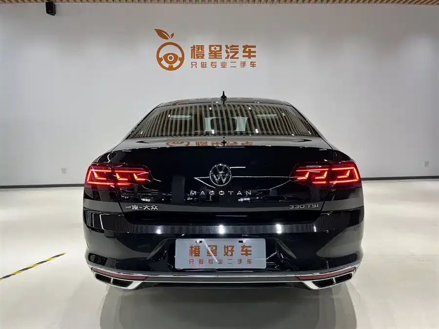 Volkswagen Magotan Magotan 2023 2 million commemorative edition 330TSI DSG leading model 2023 — миниатюра 2