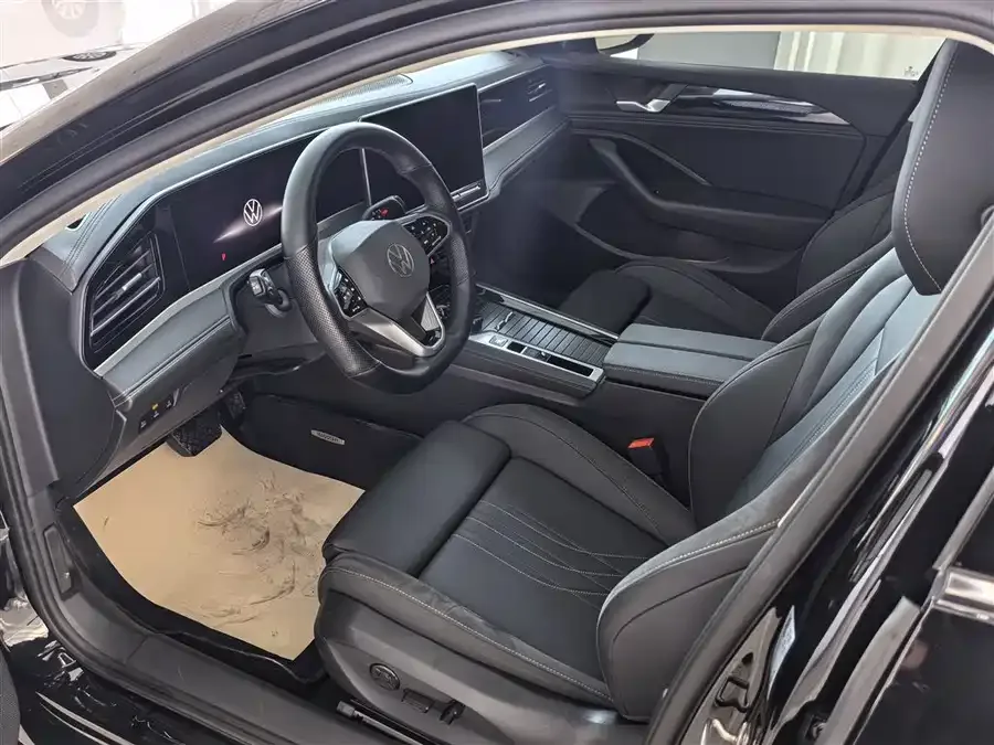 Volkswagen Magotan Magotan 2024 300TSI DSG Premium Edition Conspicuous Package 2025 — миниатюра 5