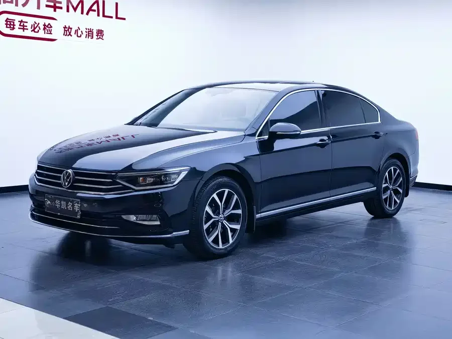 Volkswagen Magotan Magotan 2021 330TSI DSG 30th Anniversary Edition 2022 — фото 1, купить с доставкой в Москву