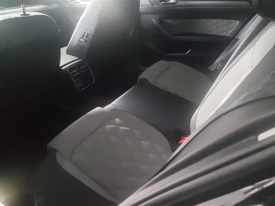 Volkswagen Magotan Magotan 2025 Public Edition 280TSI DSG Luxury Edition 2025 — миниатюра 5