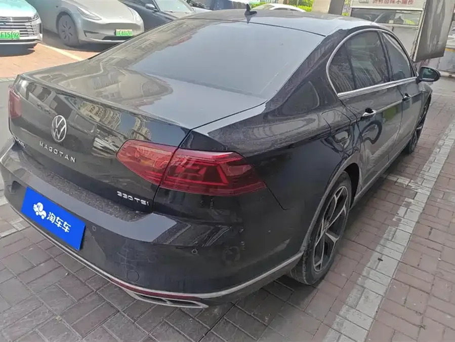 Volkswagen Magotan Magotan 2023 2 million commemorative edition 330TSI DSG luxury model 2023 — миниатюра 3