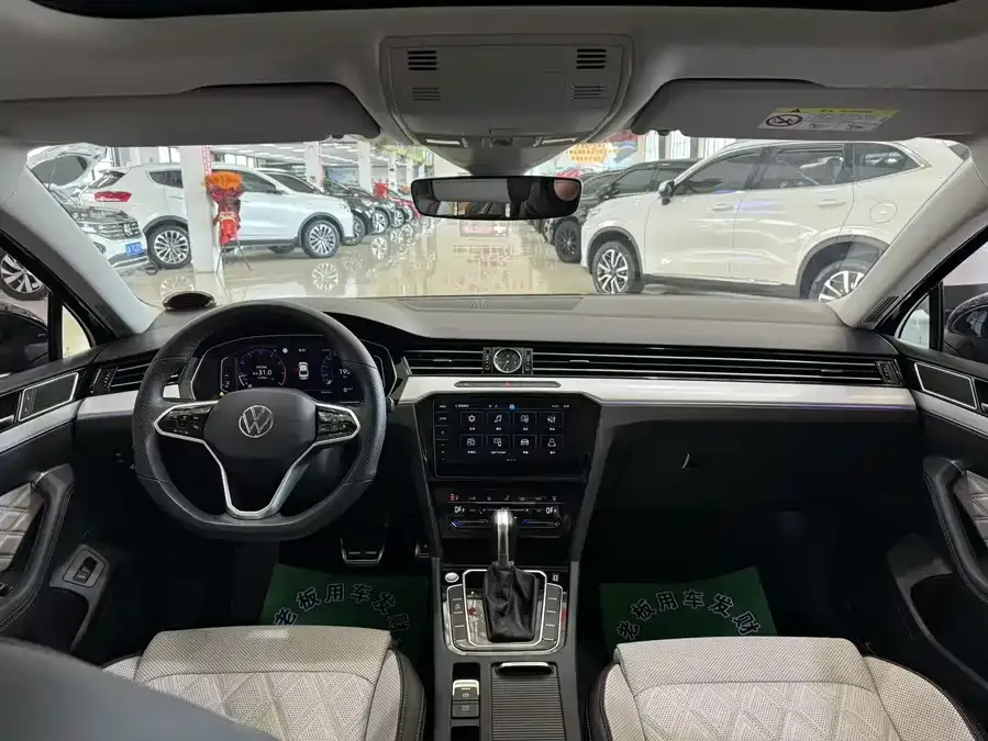 Volkswagen Magotan Magotan 2023 2 million commemorative edition 330TSI DSG luxury model 2023 — миниатюра 5