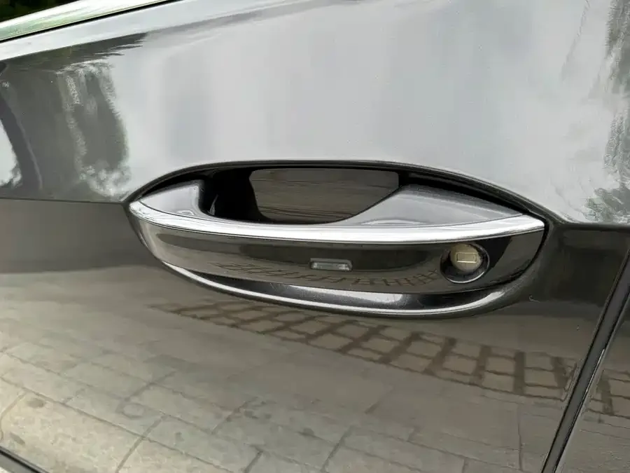 Volkswagen golf Golf 2021 280TSI DSG R-Line 2022 — миниатюра 2