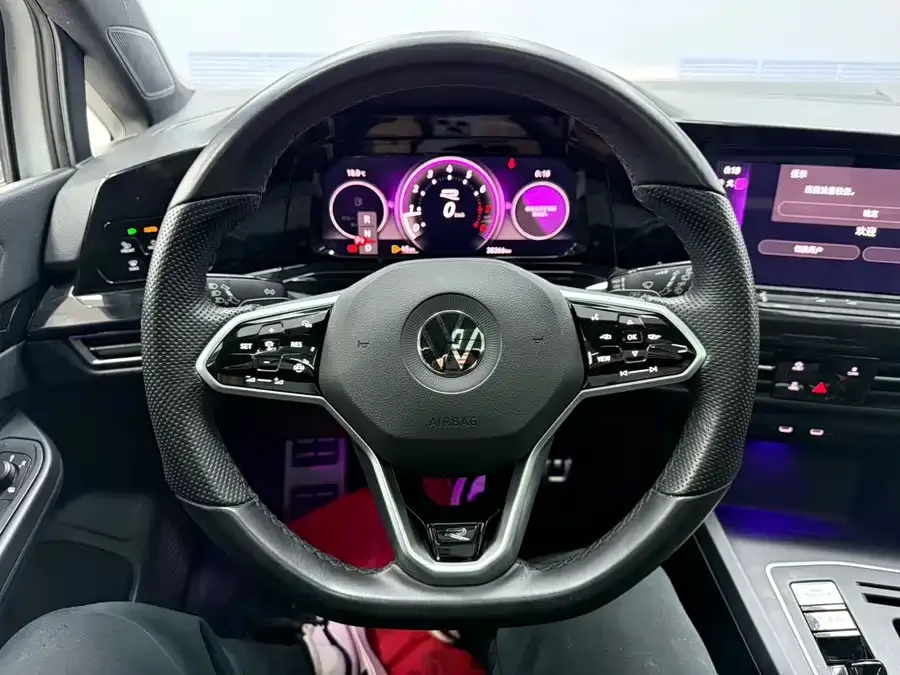 Volkswagen golf Golf 2021 280TSI DSG R-Line 2022 — миниатюра 4