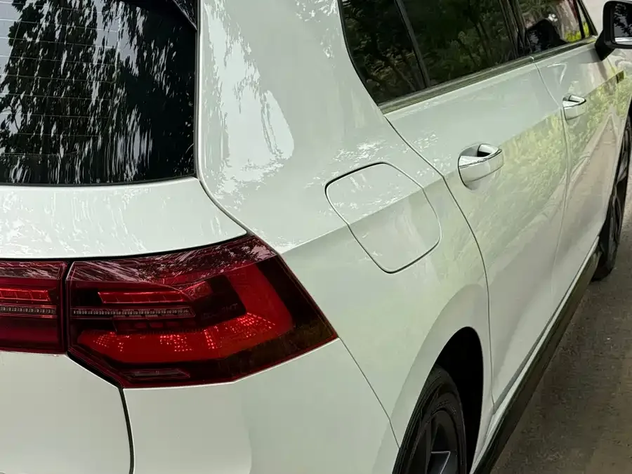 Volkswagen golf Golf 2021 280TSI DSG R-Line 2022 — миниатюра 2