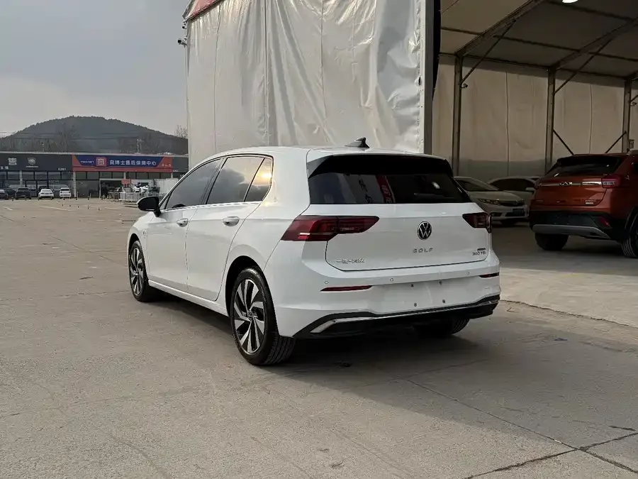 Volkswagen golf Golf 2025 300TSI Pro 2025 — миниатюра 4