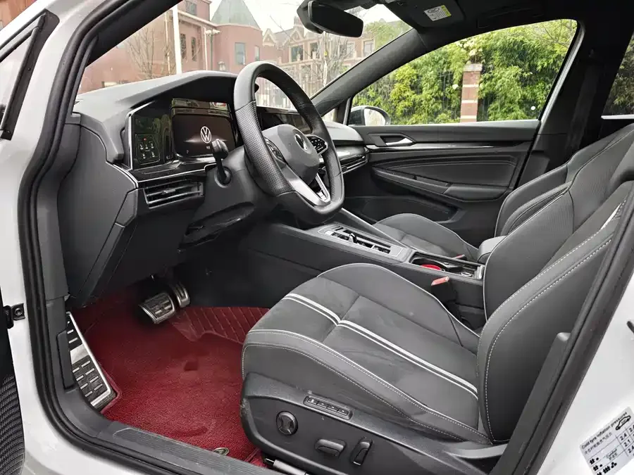 Volkswagen golf Golf 2021 280TSI DSG R-Line 2022 — миниатюра 4