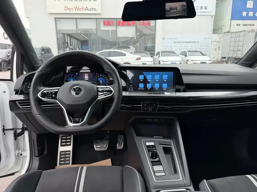 Volkswagen golf Golf 2021 280TSI DSG R-Line 2022 — миниатюра 2