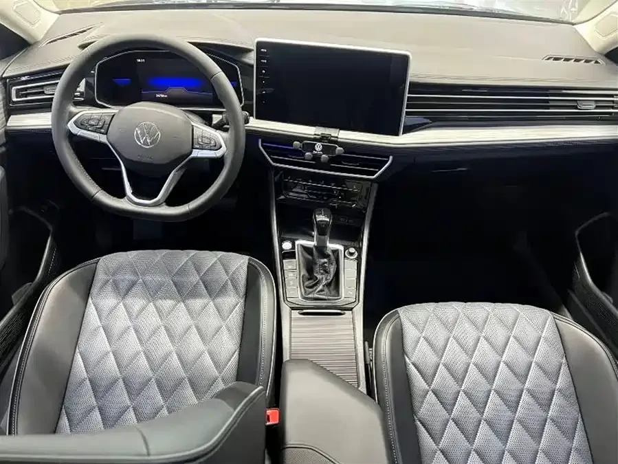 Volkswagen Sagitar 2023 Sagitar 280TSI DSG Beyond Edition 2022 — миниатюра 5