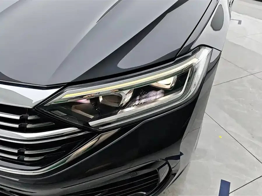 Volkswagen Sagitar 2024 Sagitar 300TSI DSG Beyond Edition 2024 — миниатюра 2