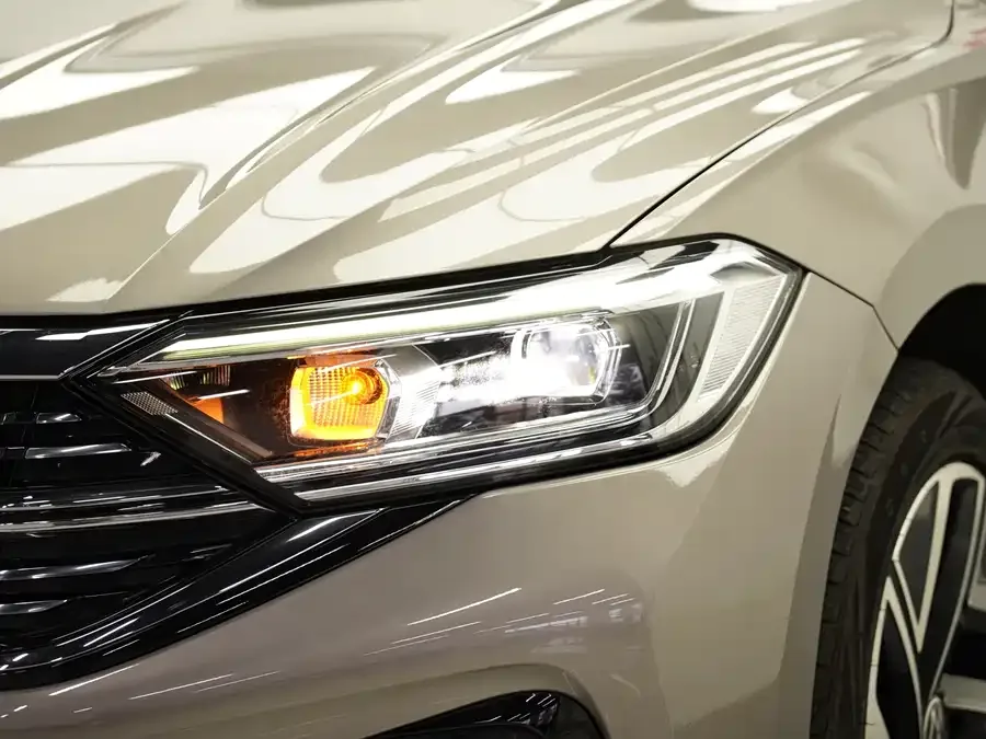 Volkswagen Sagitar 2023 Sagitar 280TSI DSG Beyond Plus Edition 2022 — миниатюра 4