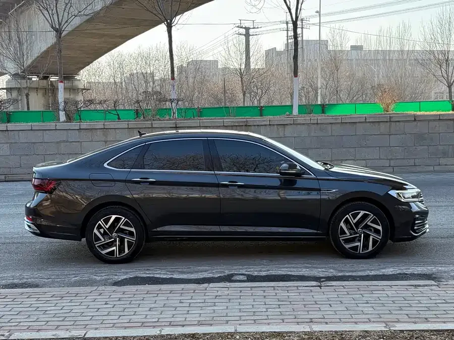 Volkswagen Sagitar 2023 Sagitar 280TSI DSG Beyond Plus Edition 2022 — миниатюра 2