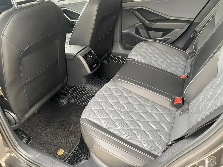 Volkswagen Sagitar 2023 Sagitar 300TSI DSG Beyond Edition 2023 — миниатюра 2