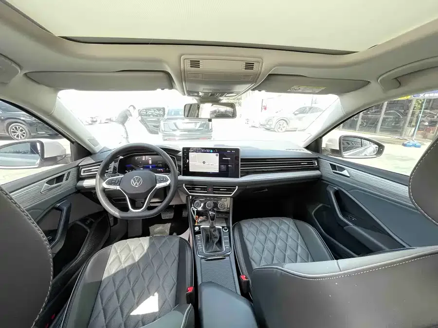 Volkswagen Sagitar 2025 Sagitar 300TSI DSG Beyond Edition 2025 — миниатюра 2