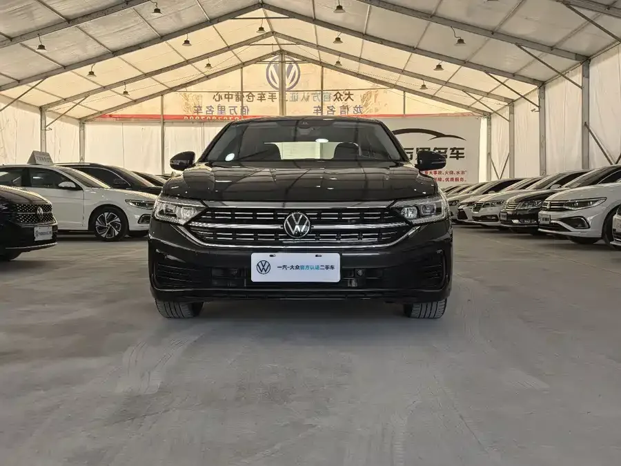 Volkswagen Sagitar 2024 Sagitar 300TSI DSG Excellence Edition 2024 — миниатюра 3