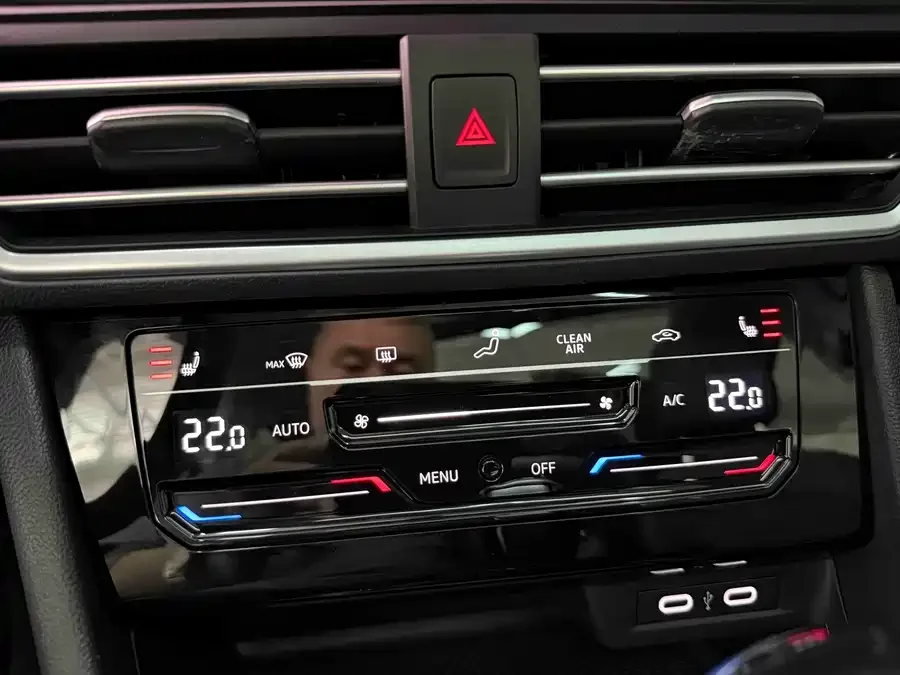 Volkswagen Sagitar 2023 Sagitar 280TSI DSG Beyond Edition 2022 — миниатюра 5