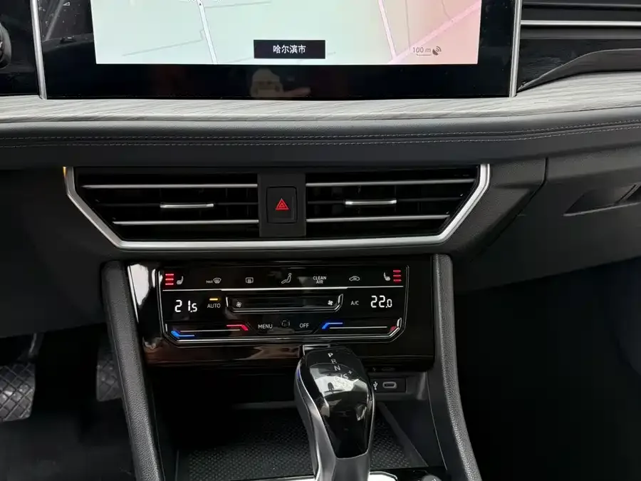 Volkswagen Sagitar 2023 Sagitar 280TSI DSG Beyond Edition 2022 — миниатюра 2