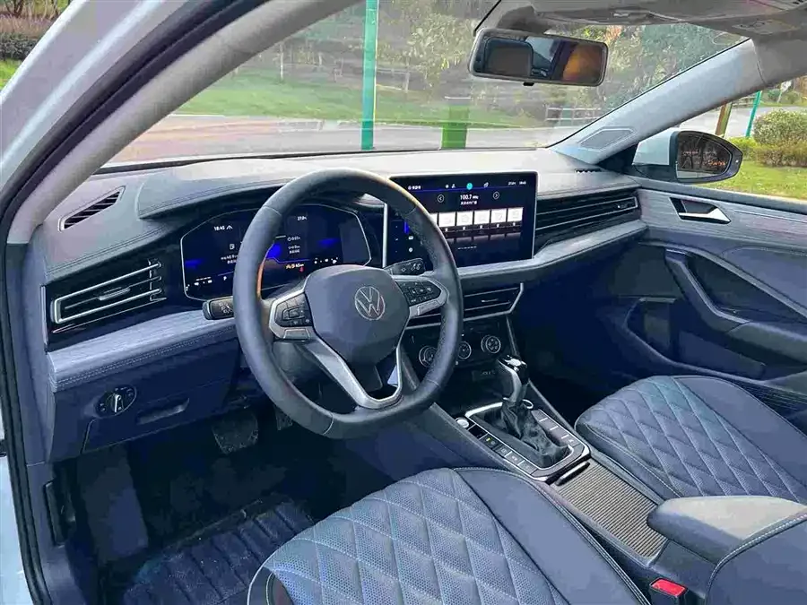 Volkswagen Sagitar 2023 Sagitar 300TSI DSG Beyond Edition 2023 — миниатюра 2
