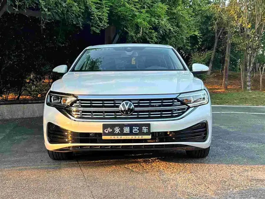 Volkswagen Sagitar 2023 Sagitar 300TSI DSG Beyond Edition 2023 — миниатюра 3