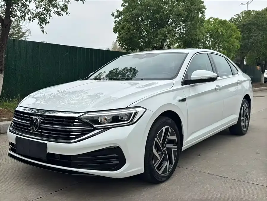 Volkswagen Sagitar 2023 Sagitar 300TSI DSG Beyond Edition 2023 — фото 1, купить с доставкой в Москву