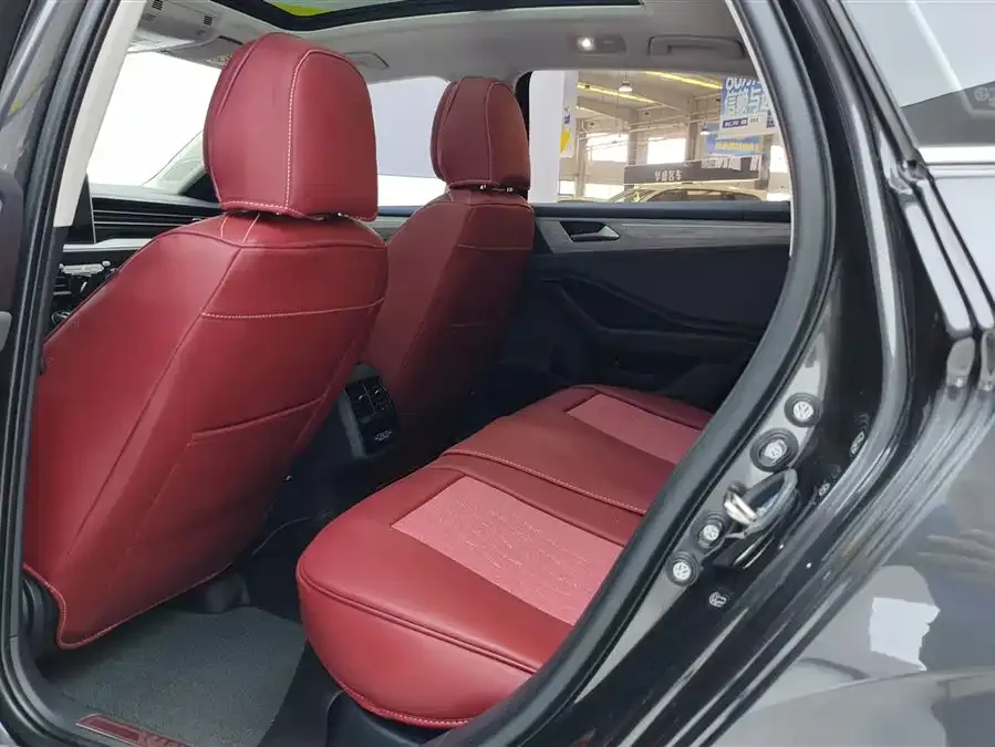 Volkswagen Sagitar 2024 Sagitar 300TSI DSG Beyond Edition 2024 — миниатюра 5