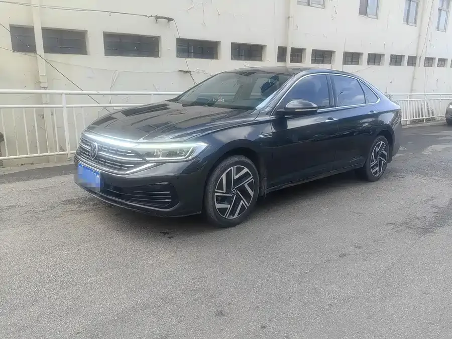 Volkswagen Sagitar 2023 Sagitar 280TSI DSG Beyond Edition 2023 — фото 1, купить с доставкой в Москву