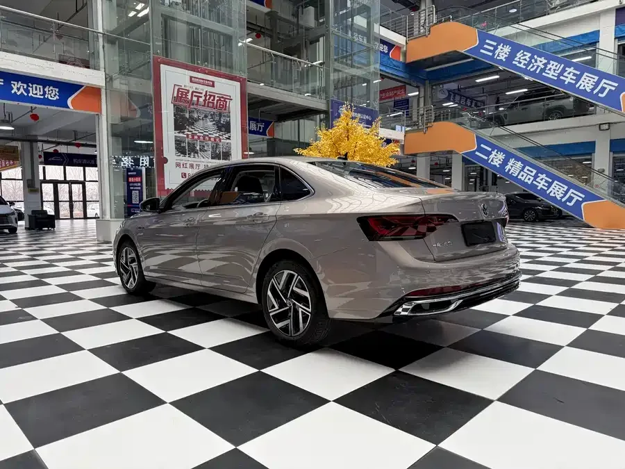 Volkswagen Sagitar 2023 Sagitar 280TSI DSG Beyond Edition 2022 — миниатюра 4