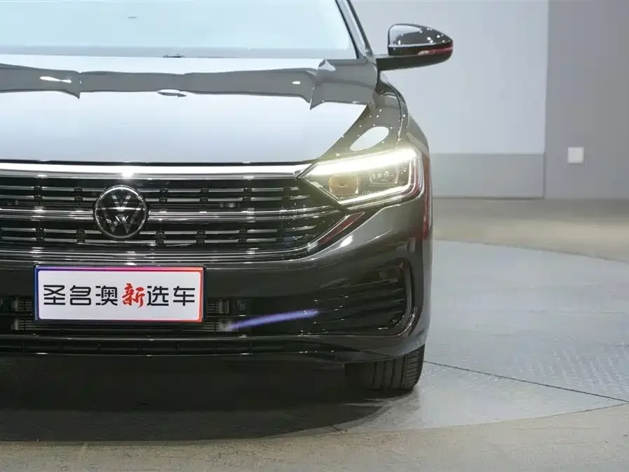 Volkswagen Sagitar 2025 Sagitar 300TSI DSG Beyond Edition 2025 — миниатюра 3