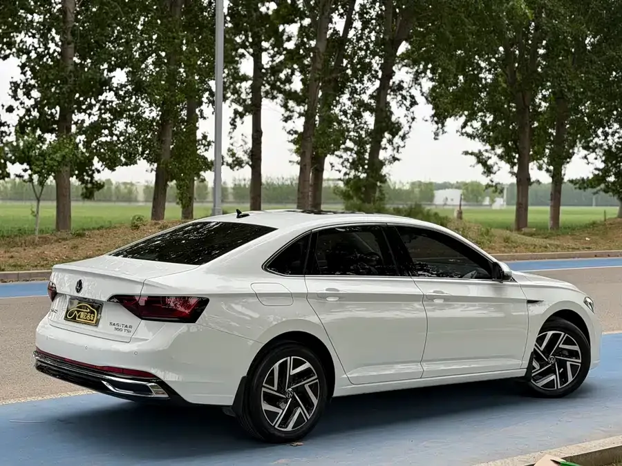 Volkswagen Sagitar 2023 Sagitar 300TSI DSG Beyond Edition 2023 — миниатюра 2
