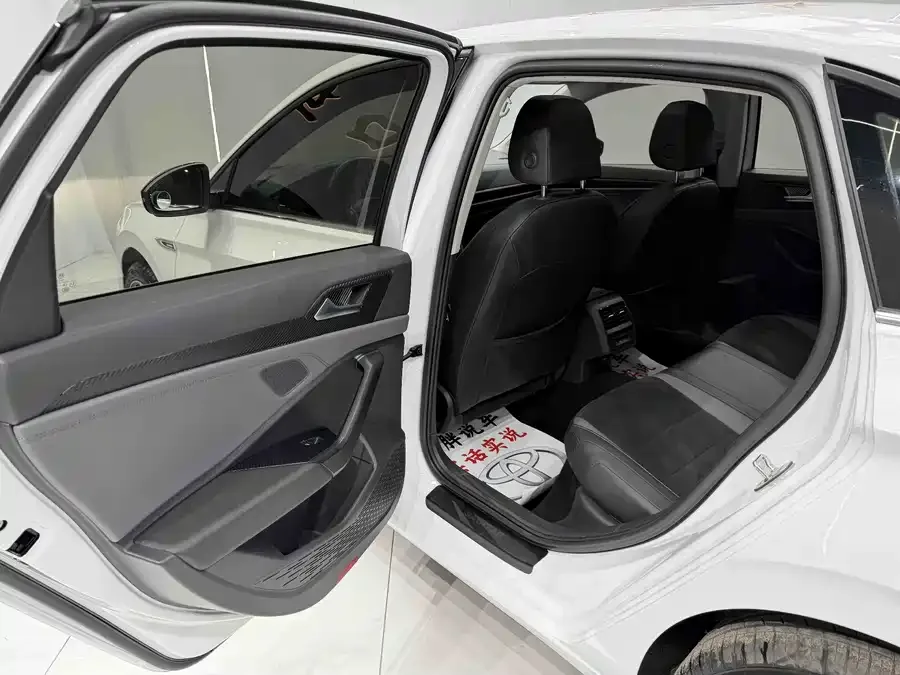 Volkswagen Sagitar 2022 Sagitar 280TSI DSG Excellence Edition 2022 — миниатюра 5