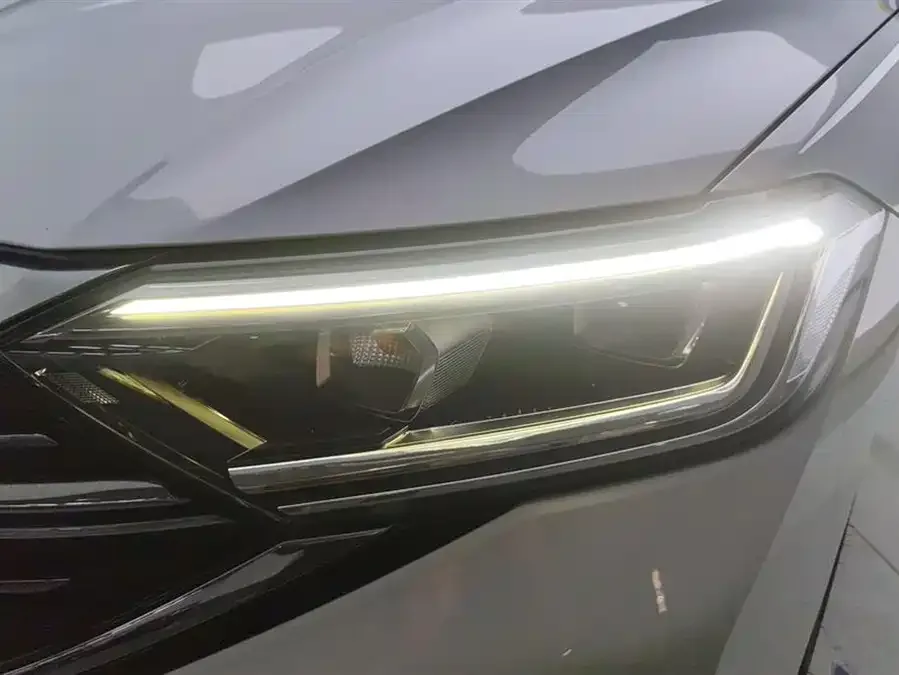 Volkswagen Sagitar 2024 Sagitar 300TSI DSG Beyond Edition 2024 — миниатюра 2
