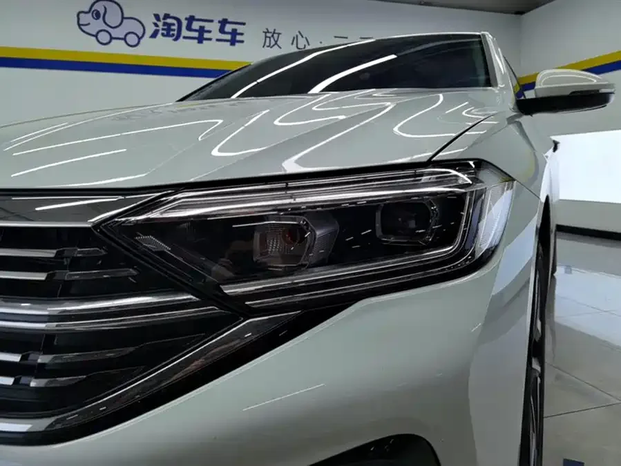 Volkswagen Sagitar 2023 Sagitar 300TSI DSG Beyond Edition 2025 — миниатюра 2