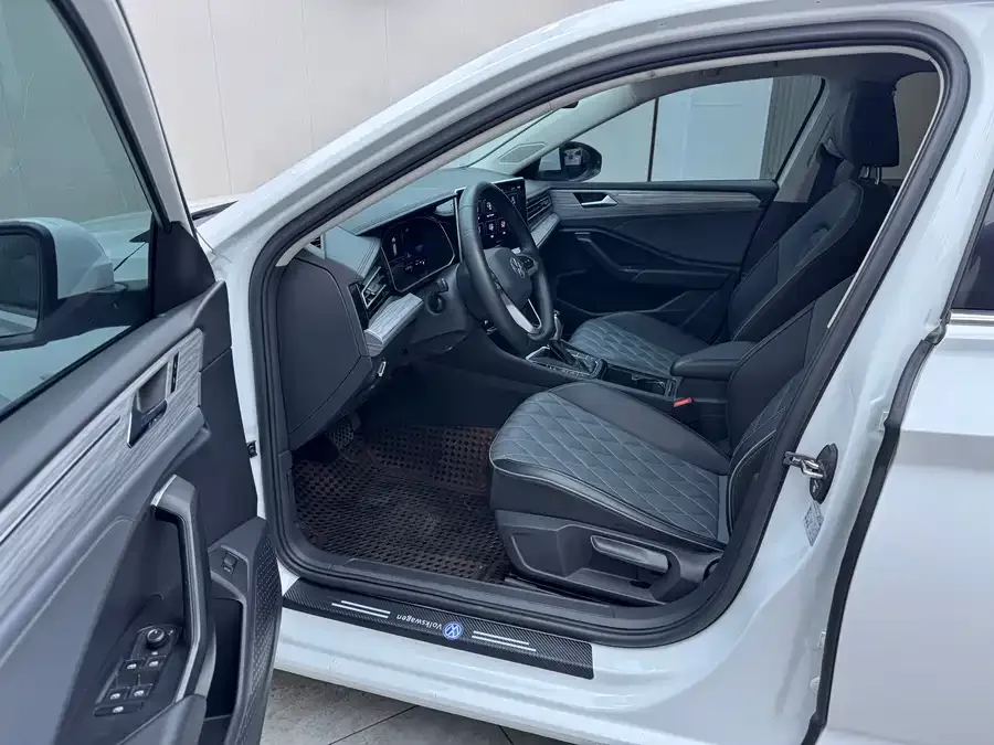 Volkswagen Sagitar 2023 Sagitar 280TSI DSG Beyond Edition 2022 — миниатюра 4