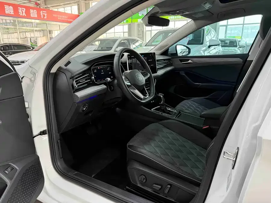 Volkswagen Sagitar 2023 Sagitar 280TSI DSG Beyond Edition 2022 — миниатюра 4