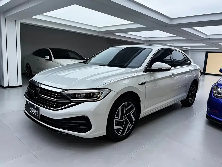 Volkswagen Sagitar 2024 Sagitar 300TSI DSG Beyond Edition 2023 — фото 1, купить с доставкой в Москву