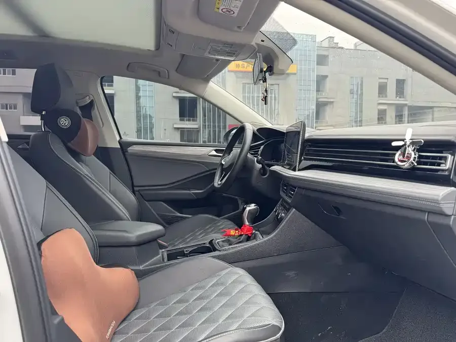 Volkswagen Sagitar 2024 Sagitar 300TSI DSG Beyond Edition 2025 — миниатюра 3