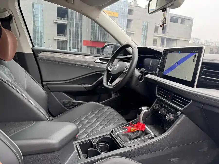 Volkswagen Sagitar 2024 Sagitar 300TSI DSG Beyond Edition 2025 — миниатюра 4