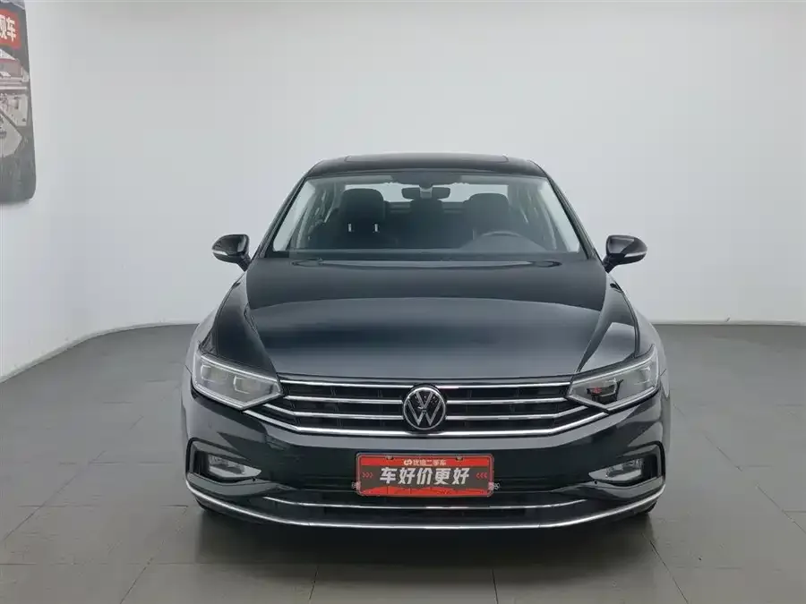 Volkswagen Magotan Magotan 2020 330TSI DSG Luxury Edition 2022 — миниатюра 3
