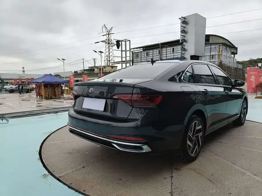 Volkswagen Sagitar 2023 Sagitar 200TSI DSG Beyond Edition 2023 — миниатюра 4