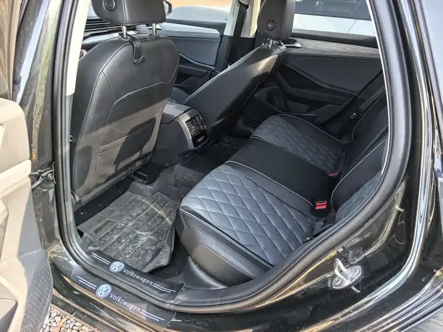 Volkswagen Sagitar 2024 Sagitar 300TSI DSG Beyond Edition 2024 — миниатюра 2