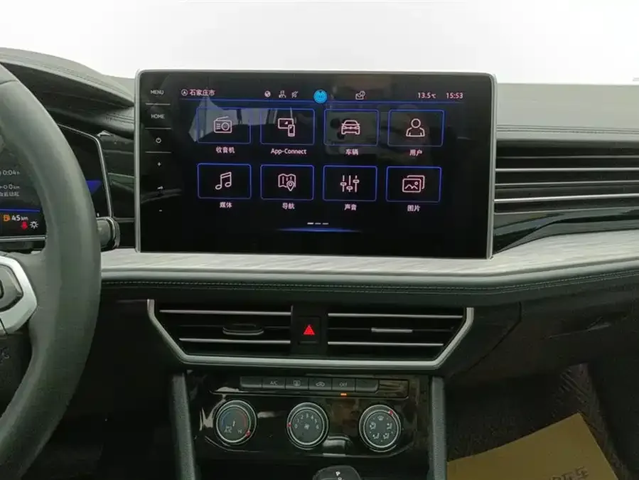 Volkswagen Sagitar 2023 Sagitar 280TSI DSG Beyond Lite Edition 2023 — миниатюра 4